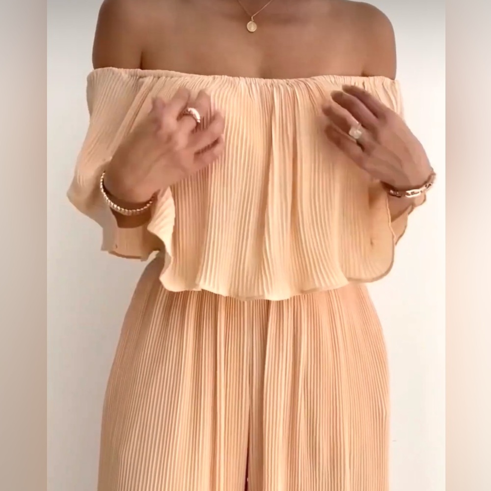 𝐒𝐎𝐋𝐃 Jluxlabel Butter Cream Bella Two Piece Pant Set